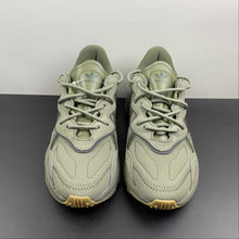 Cargar imagen en el visor de la galería, Adidas Ozweego Trace Cargo Night Cargo-Raw Khaki EE6461
