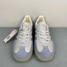 Cargar imagen en el visor de la galería, Adidas Gazelle Indoor Halo Blue Ambient Sky Gum JI2711
