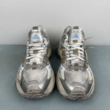 Cargar imagen en el visor de la galería, Adidas XLG STORM EDGE Core White Grey One Wonder Beige JQ1667
