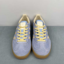 Cargar imagen en el visor de la galería, Adidas Gazelle Indoor Valentine&#39;s Day Glow Blue Crystal Sand JR8029
