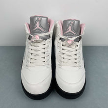 Cargar imagen en el visor de la galería, Air Jordan 5 Retro Medium Soft Pink HQ7978-102
