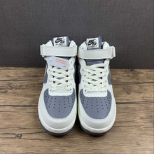 Cargar imagen en el visor de la galería, Air Force 1 07 Mid Beige Gray White Black LZ6819-609
