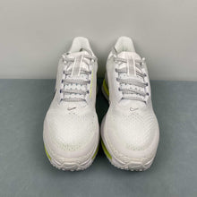 Cargar imagen en el visor de la galería, Pegasus Premium White Summit White Volt Black HQ2592-100
