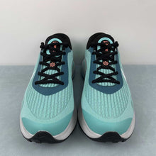 Cargar imagen en el visor de la galería, Nike Journey Run Green Frost Black Armoury Navy Pale Ivory FN0228-300
