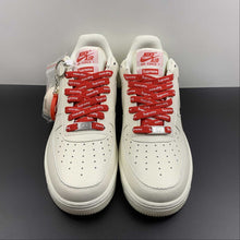 Cargar imagen en el visor de la galería, Supreme x Air Force 1 07 Low Beige Red SU0220-001
