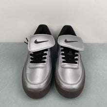 Cargar imagen en el visor de la galería, Nike Killshot 2 Metallic Cool Grey Black Gum Dark Brown IM4842-099
