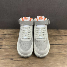 Cargar imagen en el visor de la galería, Off-White x Air Force 1 07 Mid Gray Orange CQ5059-105
