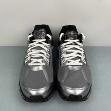 Cargar imagen en el visor de la galería, Nike Air Max 2013 Metallic Cool Grey HQ3481-099
