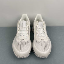 Cargar imagen en el visor de la galería, Pegasus Premium White Black Hook HQ2592-102
