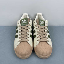 Cargar imagen en el visor de la galería, Adidas Superstar 2 Cream White Traoli Magbei KJ3967

