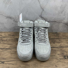 Cargar imagen en el visor de la galería, Air Force 1 07 Mid Reigning Champ Grey Silver Light Reflective GB1228-185
