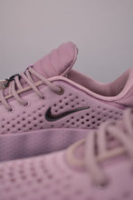 Cargar imagen en el visor de la galería, Nike Mind 002 Light Violet Ore Purple Smoke HQ4310-200

