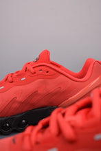 Cargar imagen en el visor de la galería, Air Max Dn8 Big Red Black FQ7860-036

