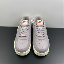 Cargar imagen en el visor de la galería, Air Force 1 07 Low SE Amethyst Ash Pink Oxford Black Pale Ivory DJ6378-500
