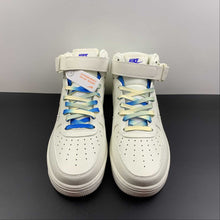 Cargar imagen en el visor de la galería, Air Force 1 07 Mid Beige White Blue DW5696-893
