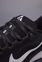 Cargar imagen en el visor de la galería, Nike Reactx Pegasus Trail 5 AGC Black and White HV8121-001
