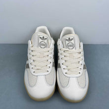 Cargar imagen en el visor de la galería, Adidas Gazelle Sala Cream White Putty Gum HQ7303
