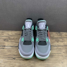 Cargar imagen en el visor de la galería, Air Jordan 4 Retro Green Glow 308497-033
