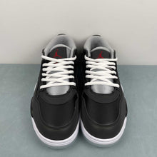 Cargar imagen en el visor de la galería, Air Jordan 4 RM Black Metallic HV5184-010
