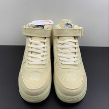 Cargar imagen en el visor de la galería, Air Force 1 07 Mid Stussy Fossil Sail DJ7841-200
