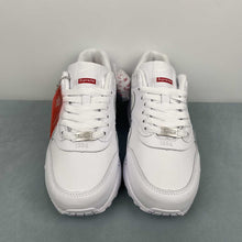 Cargar imagen en el visor de la galería, Supreme x Air Max 1 87 SP Triple White HF8813-100
