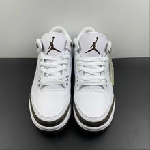 Cargar imagen en el visor de la galería, Air Jordan 3 Retro Mocha White Chrome Dark Mocha 136064-122
