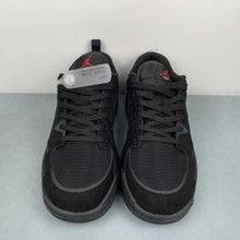 Cargar imagen en el visor de la galería, Jordan CMFT Era Black Black Gym Red Anthracite Wolf HJ6777-060
