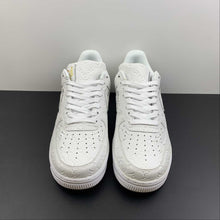 Cargar imagen en el visor de la galería, LV x Air Force 1 07 Low White Metallic Gold LD0212
