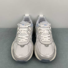Cargar imagen en el visor de la galería, Nike V2k Run White Sky Blue Silver FD0736-009
