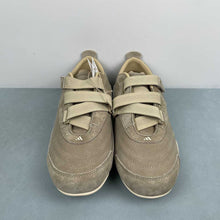 Cargar imagen en el visor de la galería, Adidas Urban Reverie Brown JS2444
