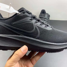 Cargar imagen en el visor de la galería, Air Zoom Pegasus 39 Black DH4071-006
