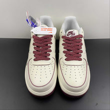 Cargar imagen en el visor de la galería, Air Force 1 07 Low Pearlescent Beige Dark Red DD9915-666
