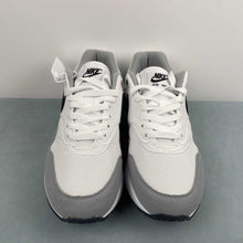 Cargar imagen en el visor de la galería, Air Max 1 Essential White Pure Platinum Black FZ5808-102
