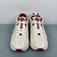 Cargar imagen en el visor de la galería, Zoom Vomero 5 Sail Sail-Pale Ivory-Team Red HF0737-111
