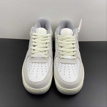 Cargar imagen en el visor de la galería, Air Force 1 07 Low Summit White Sail Wolf Grey DX2678-100
