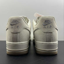 Cargar imagen en el visor de la galería, Akira x Air Force 1 07 Low Khaki Cream White DQ3966-183
