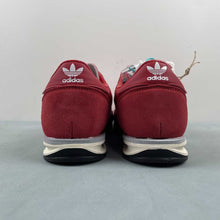 Cargar imagen en el visor de la galería, Adidas SL 72 OG Better Scarlet Cream White Halo Blue IE3475
