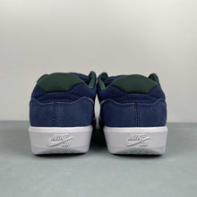 Cargar imagen en el visor de la galería, SB Force 58 Navy Noble Green CZ2959-402

