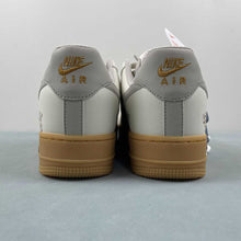 Cargar imagen en el visor de la galería, Air Force 1 07 Low Looney Tunes White Light Gray CX2351-066
