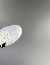 Cargar imagen en el visor de la galería, Adidas Samba Jason Dill White Black GZ4730
