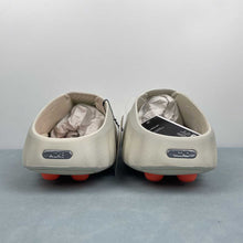 Cargar imagen en el visor de la galería, Nike Mind 001 Slide Light Bone Hyper Crimson Buff Chrome HQ4307-002
