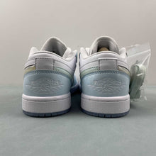 Cargar imagen en el visor de la galería, Air Jordan 1 Low SE GS Aquarius Blue Glacier Blue Hyper Violet FN7366-400
