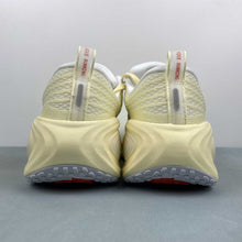 Cargar imagen en el visor de la galería, Nike Zoom Vomero PLUS Summit White Metallic Silver IM5020-100
