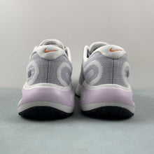 Cargar imagen en el visor de la galería, Nike Journey Run Summit White Barely Grape FJ7765-100
