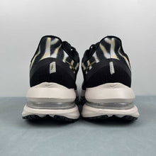 Cargar imagen en el visor de la galería, Pegasus Premium Zebra Black Metallic Gold IQ0368-010
