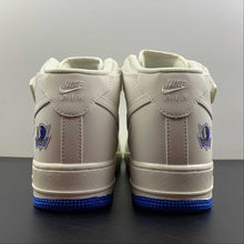 Cargar imagen en el visor de la galería, Air Force 1 07 Mid Beige White Blue DW5696-893
