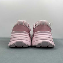 Cargar imagen en el visor de la galería, Nike V2k Run White Pink HJ5269-600
