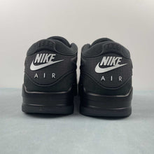 Cargar imagen en el visor de la galería, Air Jordan 4 RM Black Cat FQ7939-004
