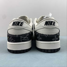 Cargar imagen en el visor de la galería, LV x SB Dunk Low 2024 White Black Gold FC1688-163
