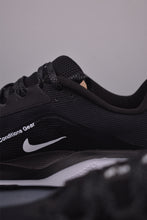 Cargar imagen en el visor de la galería, Nike Reactx Pegasus Trail 5 AGC Black and White HV8121-001
